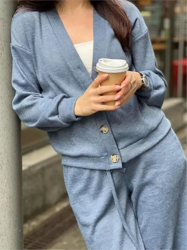 Chic Autumn Winter Women's Casual Sports Suit Set - Image 5