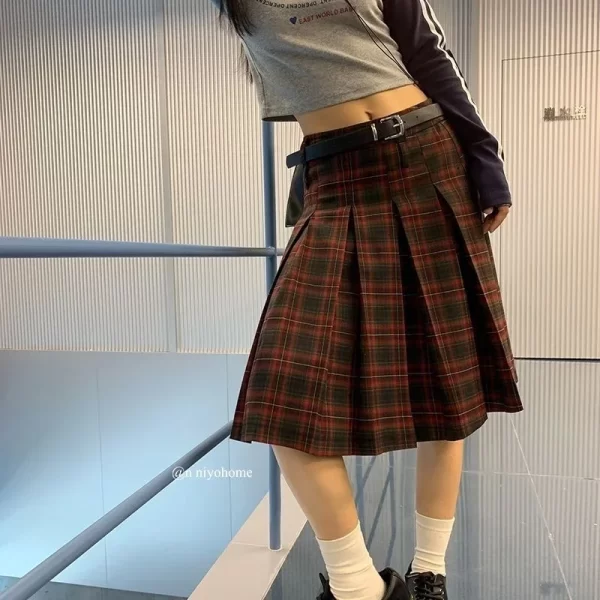 Vintage Plaid Low Waist Pleated Skirt for Women - Image 2