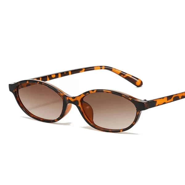 Stylish Women's Leopard Print Oval Sunglasses - Image 5