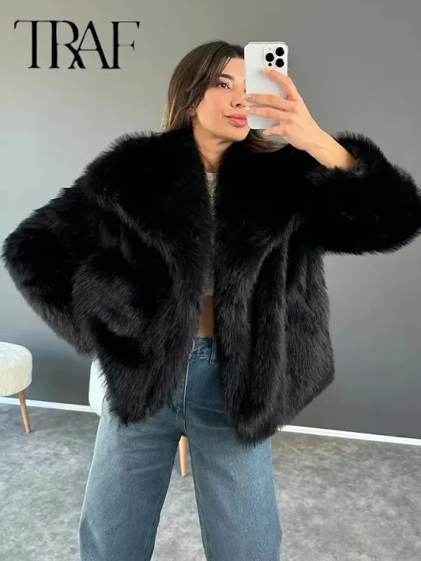 Chic Women's Faux Fur Sequin Woven Jacket - Image 3