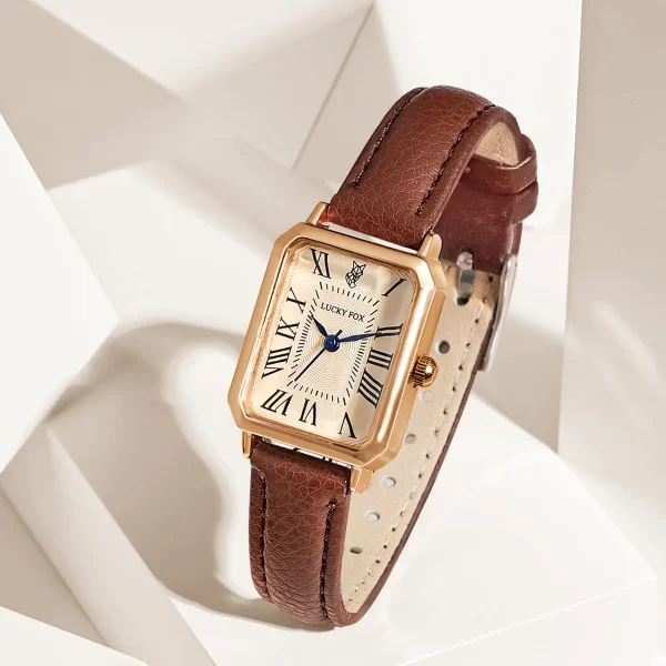 Fashionable Retro Square Dial Quartz Wristwatch with Leather Strap for Women