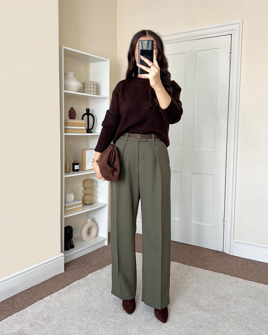 Chic Fall Outfit with Green Pants