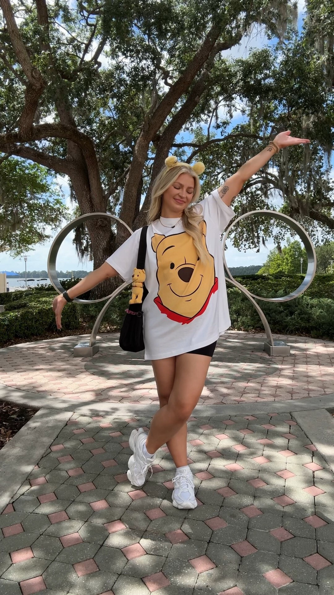 Casual Winnie the Pooh Disney Park Outfit