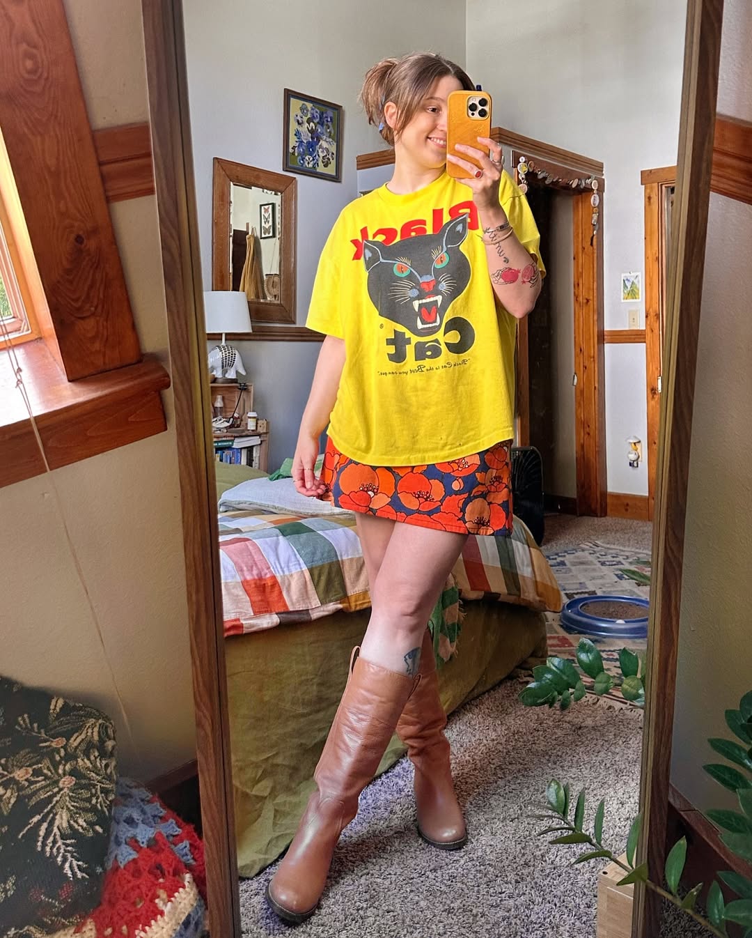 Bright and playful retro-inspired outfit choice