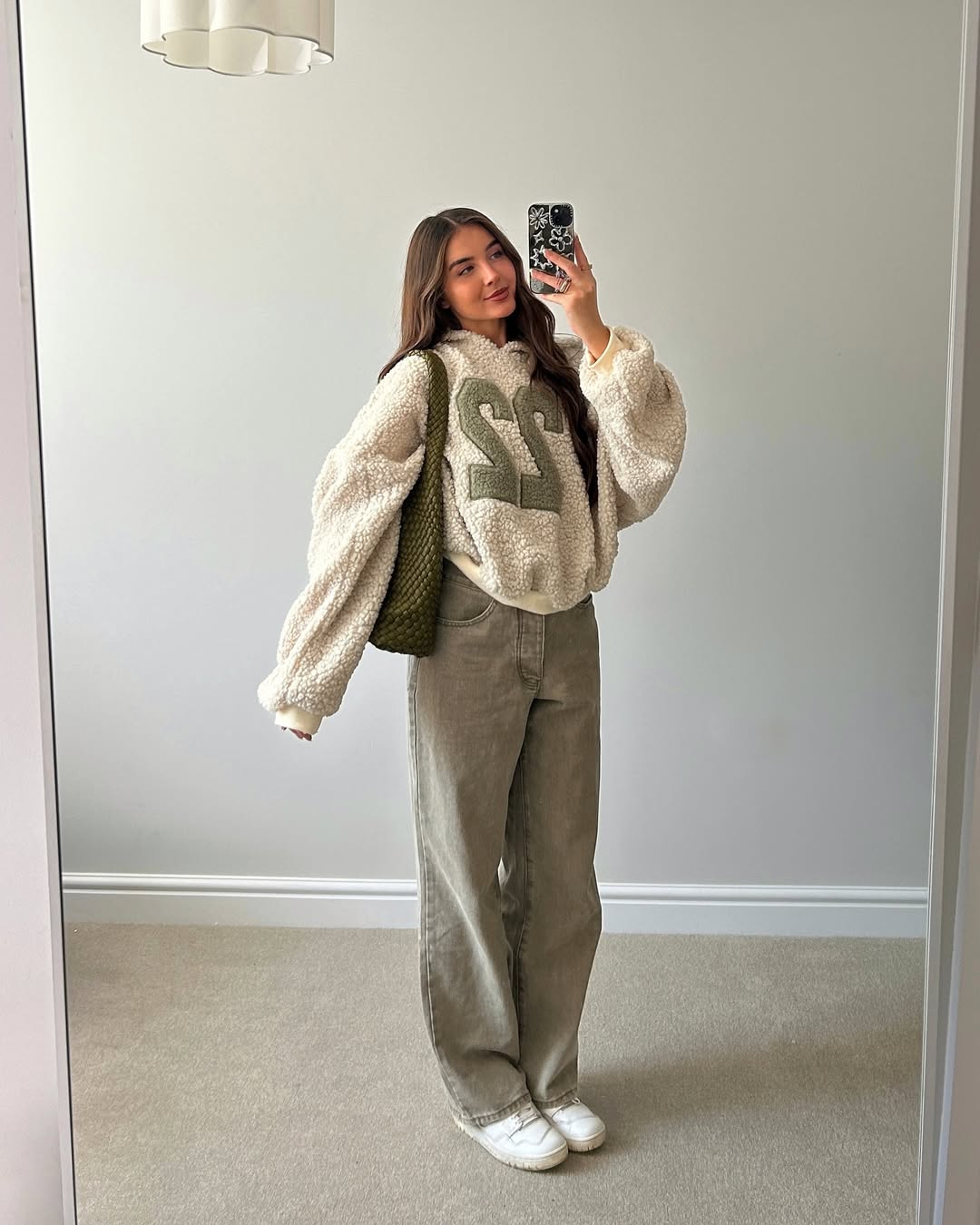 Cozy and Chic New Balance-Inspired Winter Look