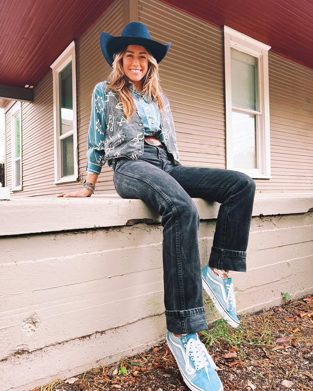 Chic western look with a modern twist