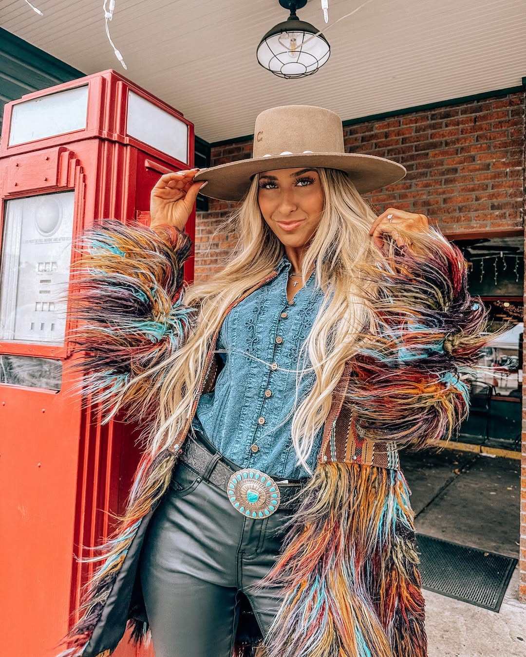 Vibrant and Bold Western-Inspired Rodeo Outfit